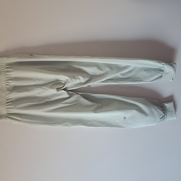 lululemon yoga pants - Picture 3 of 4